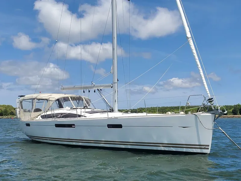 The Image of Jeanneau 53 2012 - 0