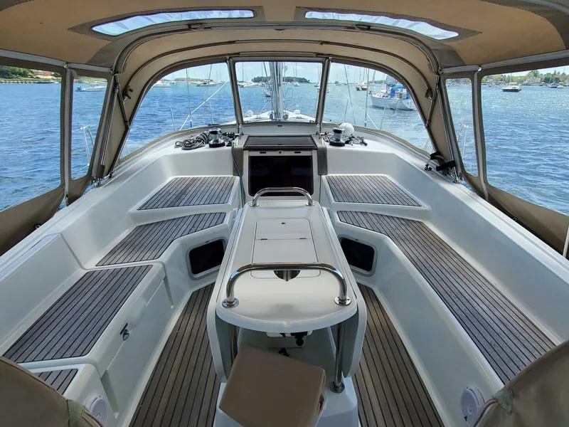 Slide: The Image of Jeanneau 53 2012 - 8