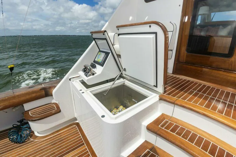 Slide: The Image of Jarrett Bay 67 2019 - 14