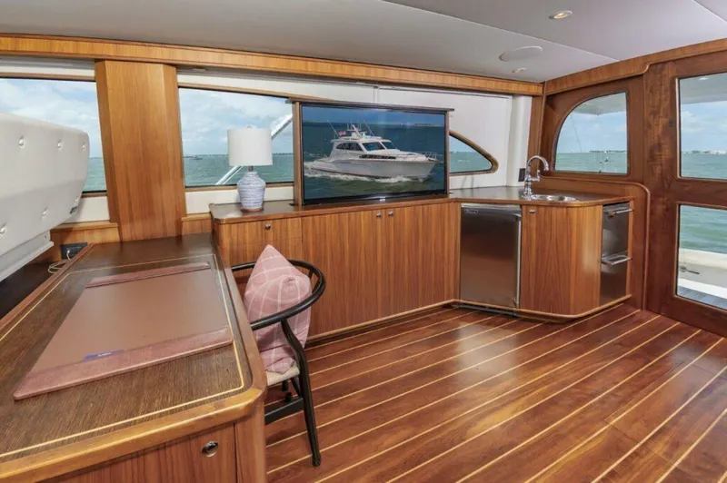 Slide: The Image of Jarrett Bay 67 2019 - 19