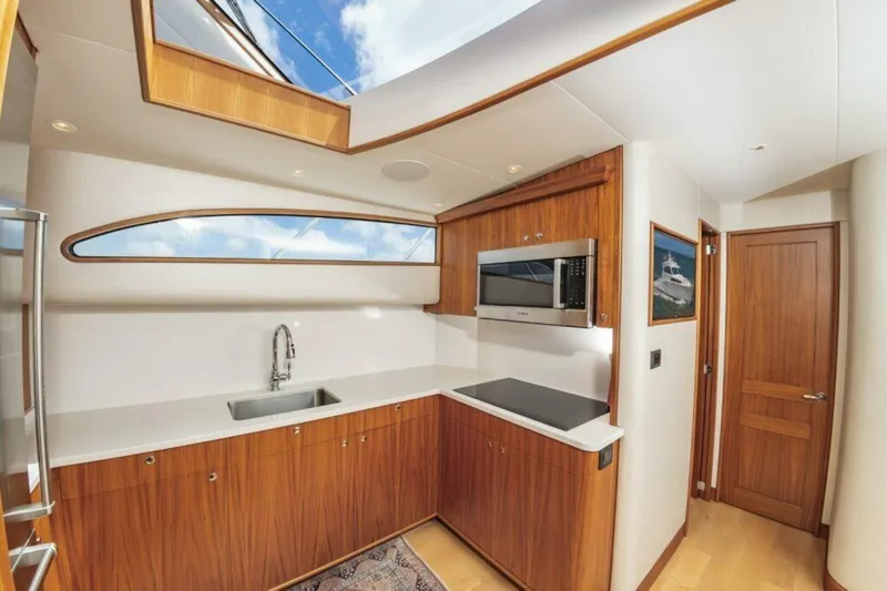 Slide: The Image of Jarrett Bay 67 2019 - 29
