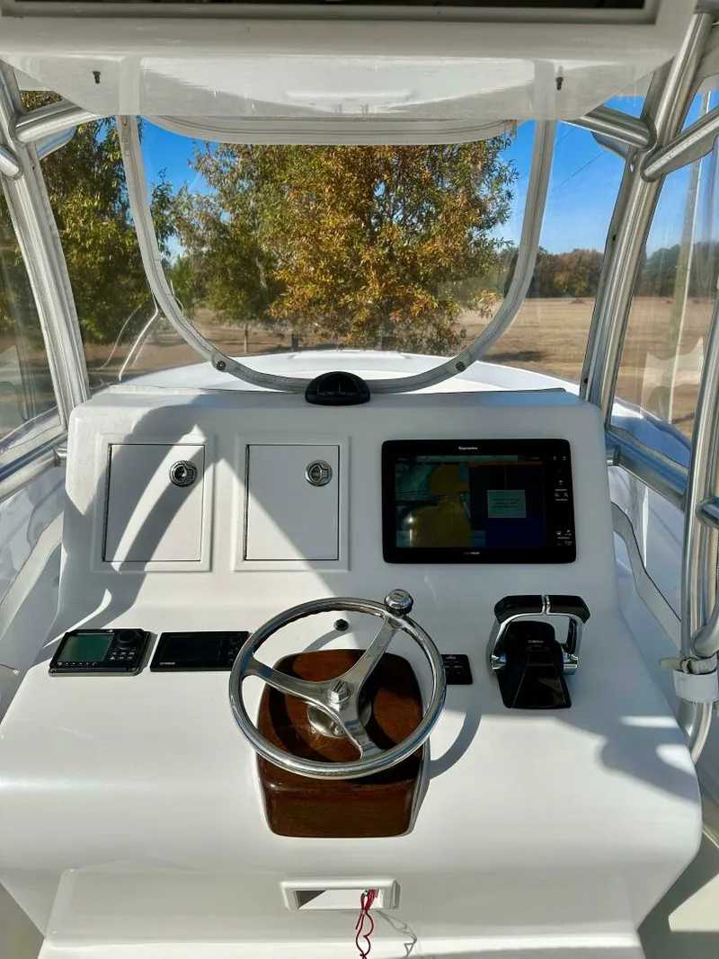 Slide: The Image of Custom Carolina 26CC 2012 - 24