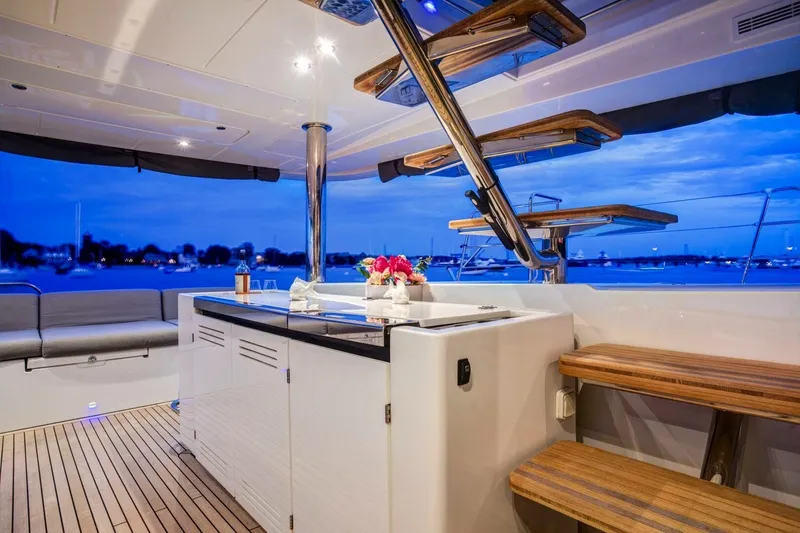 Slide: The Image of Lagoon Catamaran 2020 - 10