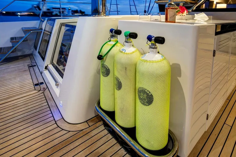 Slide: The Image of Lagoon Catamaran 2020 - 11