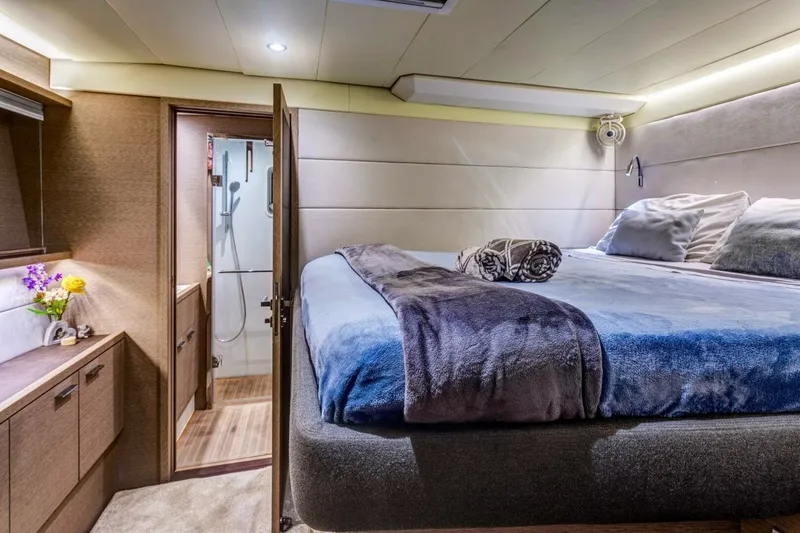 Slide: The Image of Lagoon Catamaran 2020 - 17