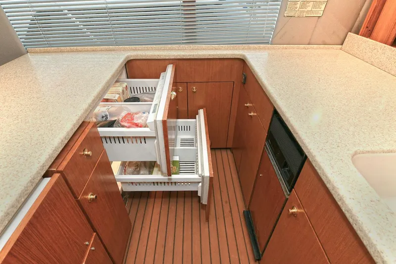Slide: The Image of Ocean 52 Super Sport 2001 - 37