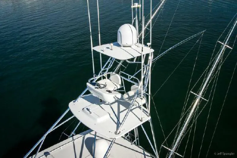 Slide: The Image of Hatteras 77 Enclosed Bridge 2008 - 30