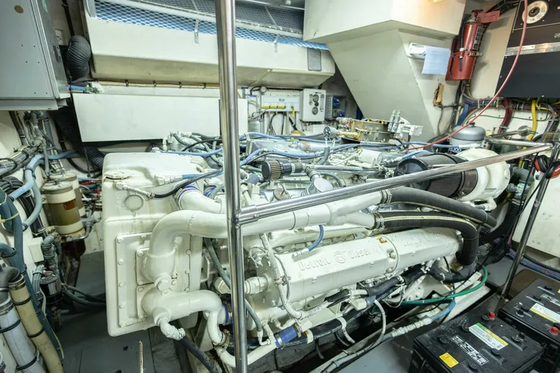 Slide: The Image of Hatteras Cockpit Motor Yacht 1989 - 48