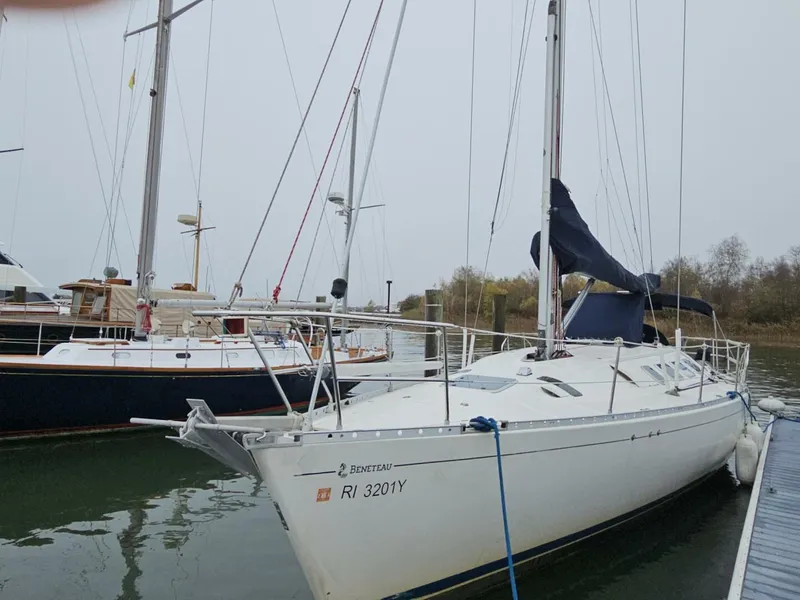 The Image of Beneteau First 41 S5 1990 - 0
