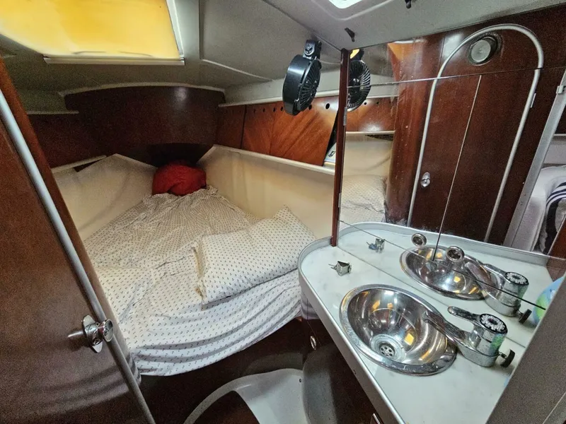 Slide: The Image of Beneteau First 41 S5 1990 - 25