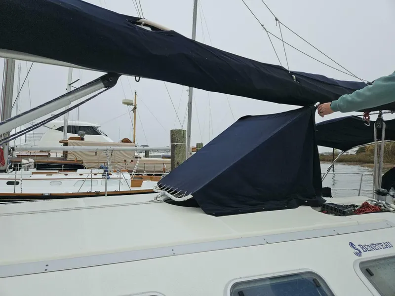 Slide: The Image of Beneteau First 41 S5 1990 - 32
