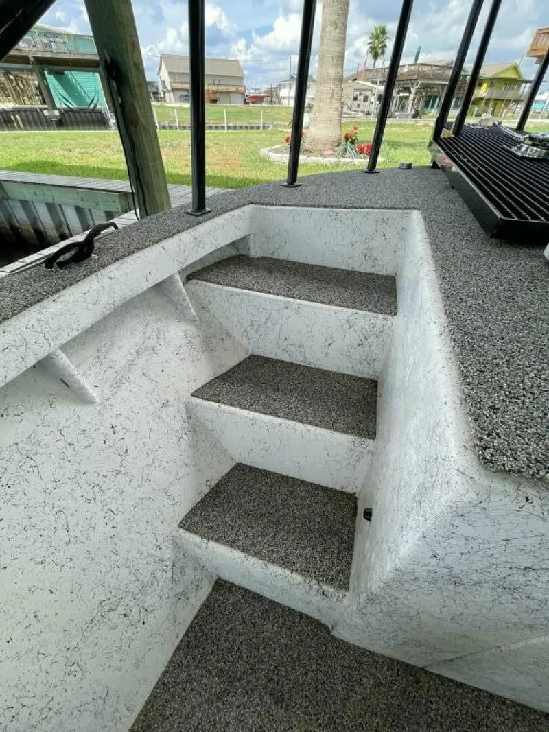 Slide: The Image of Custom 31 Center Console 1997 - 4