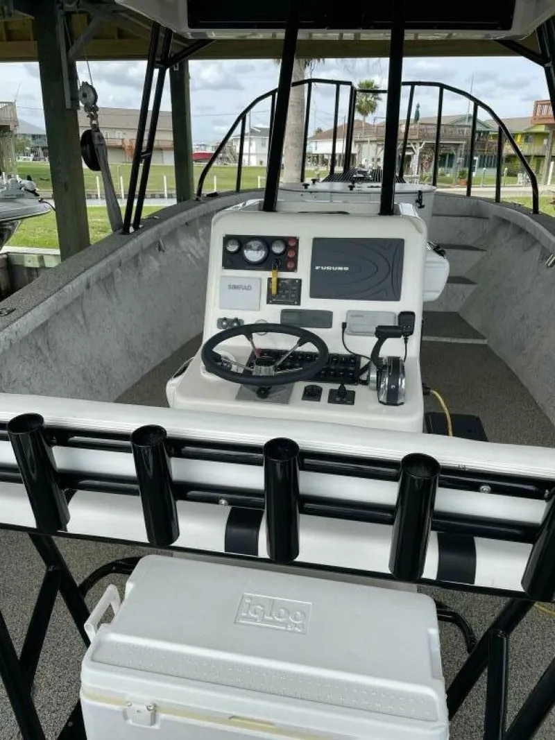 Slide: The Image of Custom 31 Center Console 1997 - 45