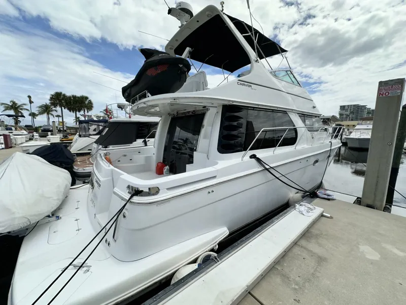 Slide: The Image of Carver Yachts 450 Pilothouse 1999 - 4