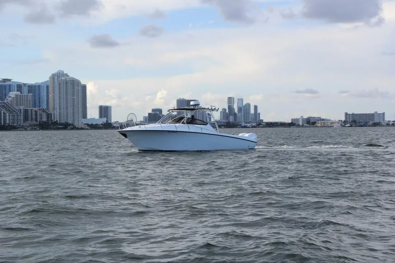 The Image of Fountain 33 Sportfish Cruiser 2007 - 0