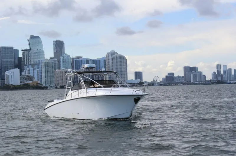 Slide: The Image of Fountain 33 Sportfish Cruiser 2007 - 5