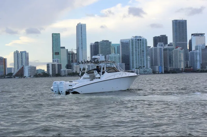 Slide: The Image of Fountain 33 Sportfish Cruiser 2007 - 7