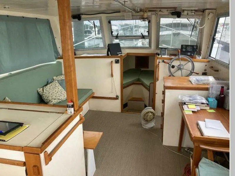Slide: The Image of Duffy Flybridge Cruiser 1984 - 23
