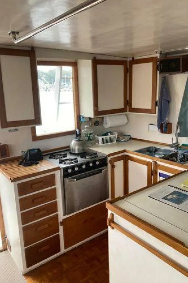 Slide: The Image of Duffy Flybridge Cruiser 1984 - 32