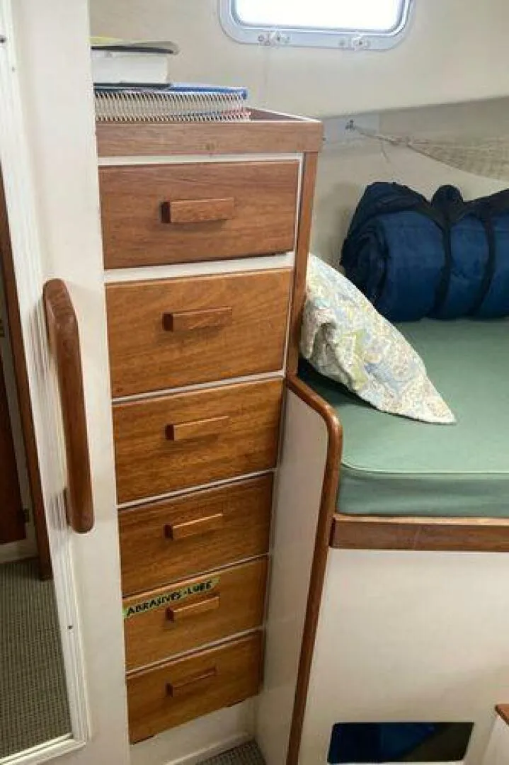 Slide: The Image of Duffy Flybridge Cruiser 1984 - 36