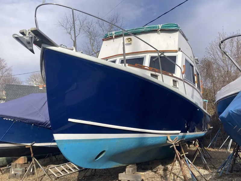 Slide: The Image of Duffy Flybridge Cruiser 1984 - 9