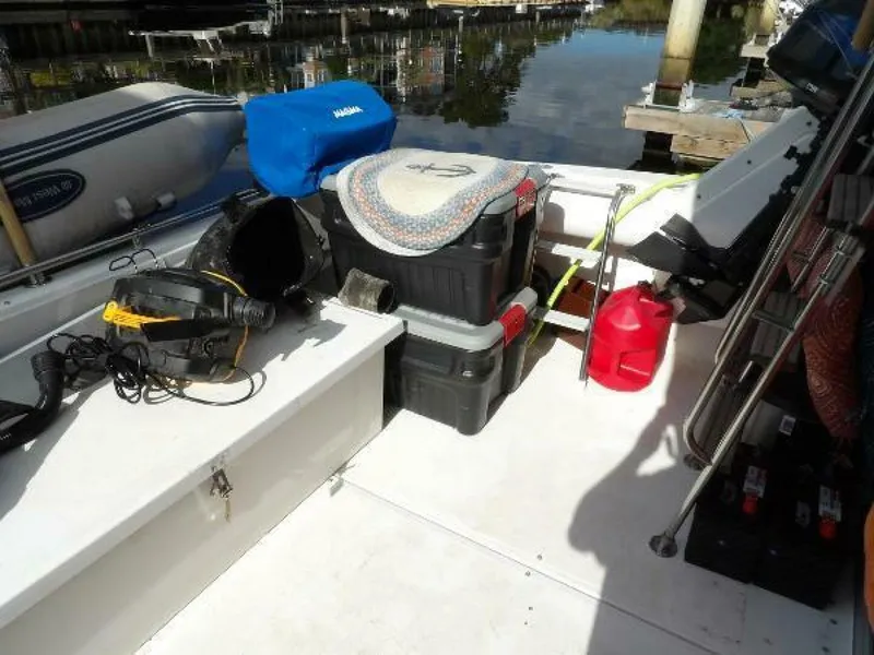 Slide: The Image of Sea Ray 370 Sedan Bridge 1993 - 10