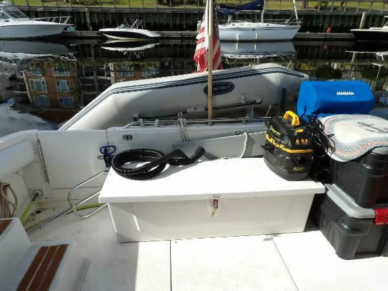 Slide: The Image of Sea Ray 370 Sedan Bridge 1993 - 11