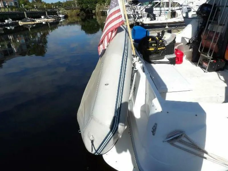 Slide: The Image of Sea Ray 370 Sedan Bridge 1993 - 13