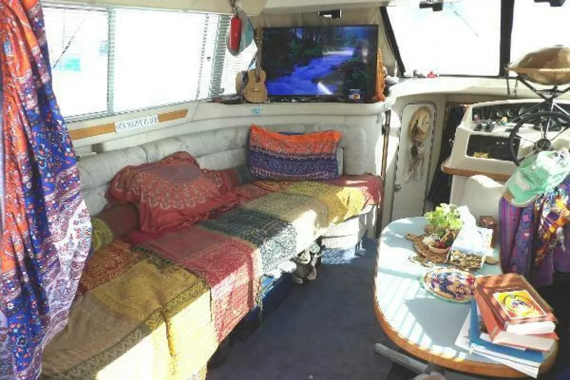 Slide: The Image of Sea Ray 370 Sedan Bridge 1993 - 21