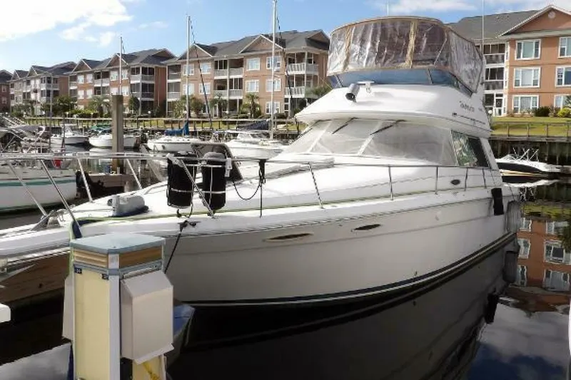 Slide: The Image of Sea Ray 370 Sedan Bridge 1993 - 3