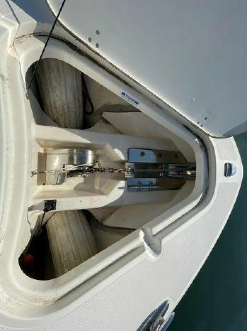Slide: The Image of Pursuit 280 CC 2011 - 15