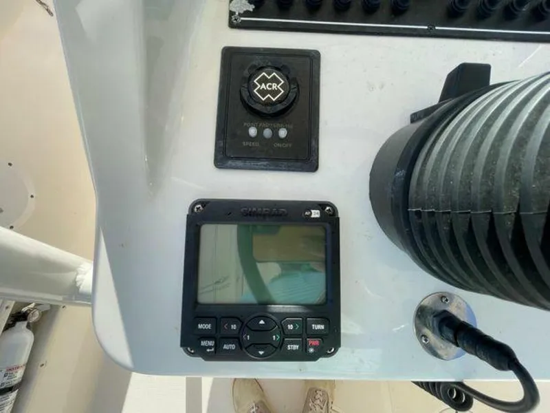 Slide: The Image of Pursuit 280 CC 2011 - 28