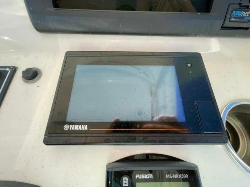 Slide: The Image of Pursuit 280 CC 2011 - 29