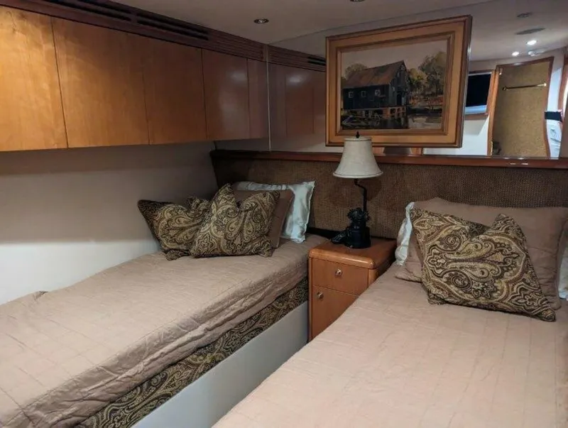 Slide: The Image of Hatteras 68 Convertible 2005 - 10