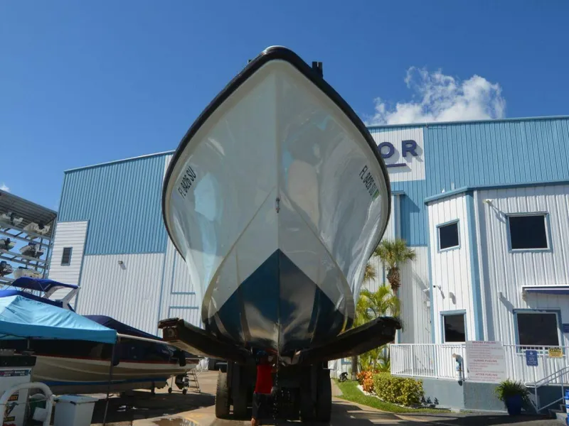 Slide: The Image of Rambo CENTER CONSOLE 27 2013 - 21