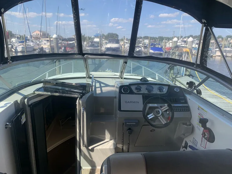 Slide: The Image of Sea Ray 280 Sundancer 2014 - 14