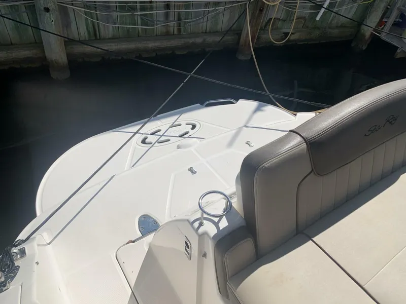 Slide: The Image of Sea Ray 280 Sundancer 2014 - 6