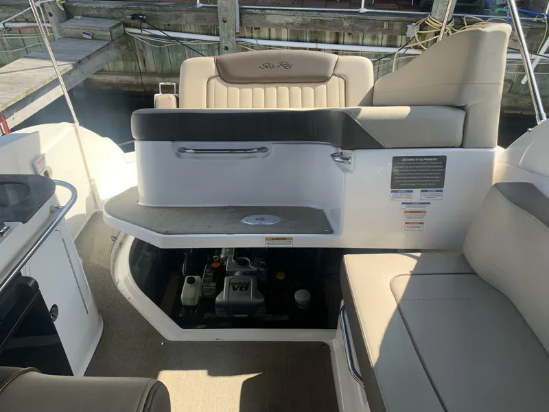 Slide: The Image of Sea Ray 280 Sundancer 2014 - 9