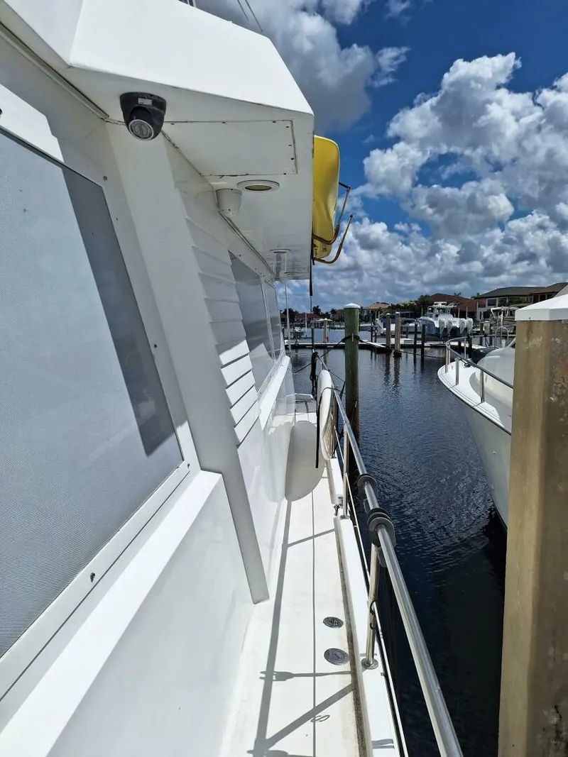 Slide: The Image of Viking Motor Yacht 1988 - 25