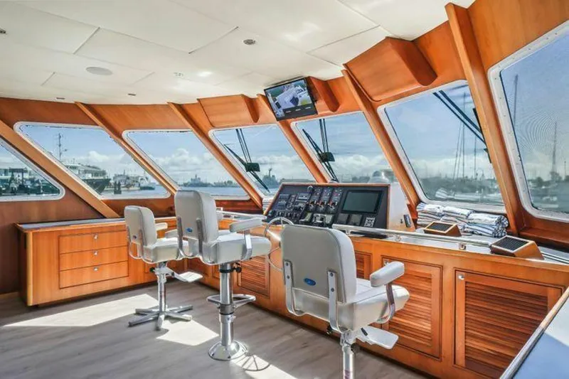 Slide: The Image of Custom Flybridge Motoryacht 2009 - 15