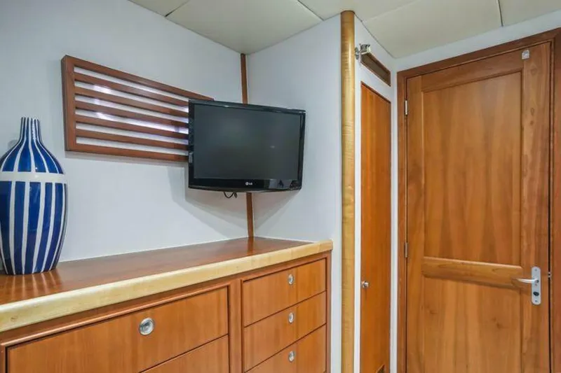 Slide: The Image of Custom Flybridge Motoryacht 2009 - 34