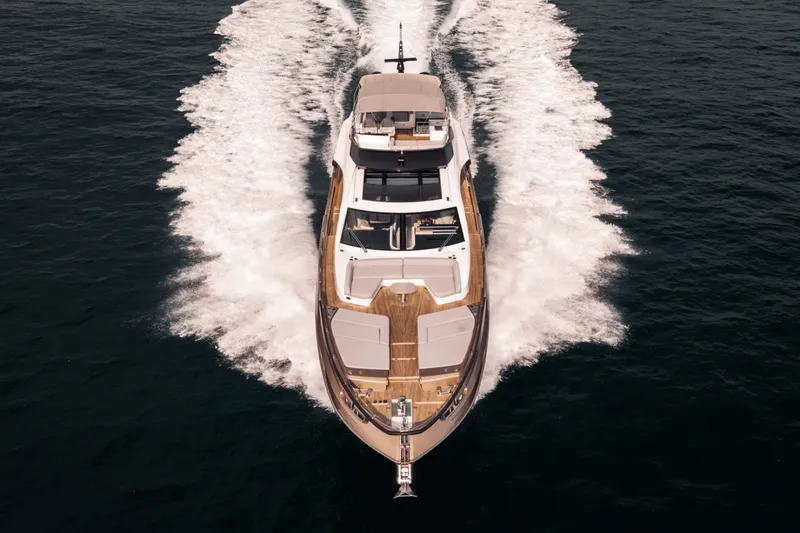 Slide: The Image of Azimut S8 2024 - 2