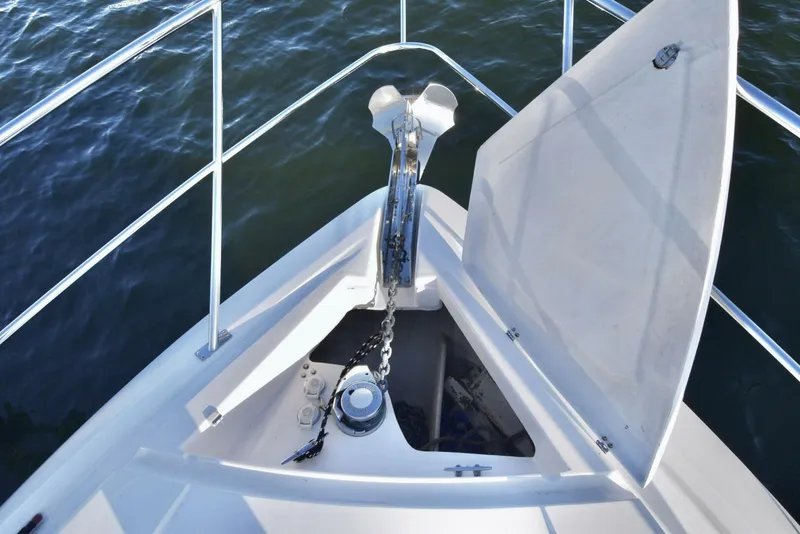 Slide: The Image of Neptunus MY Flybridge 2010 - 19