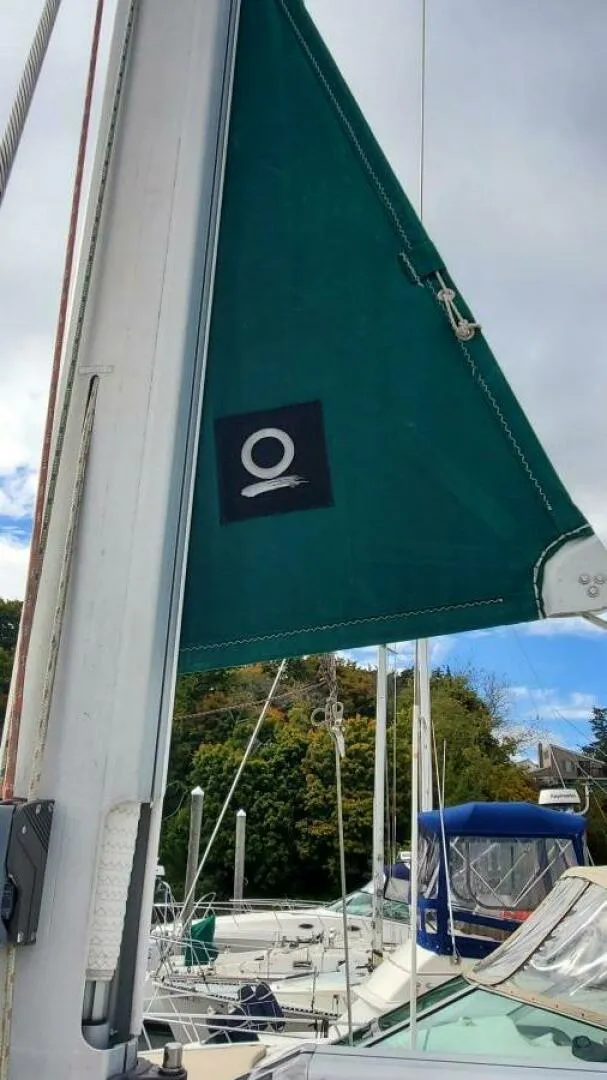Slide: The Image of Beneteau 361 2000 - 15