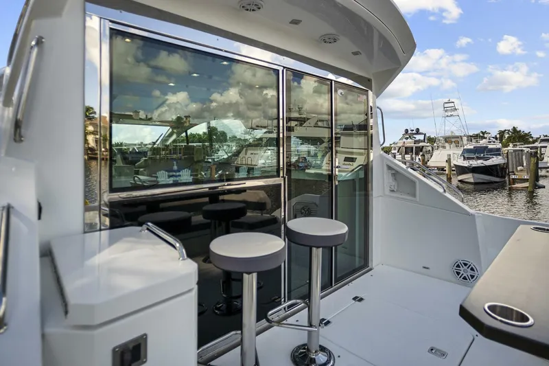 Slide: The Image of Cruisers 54 Cantius 2019 - 10