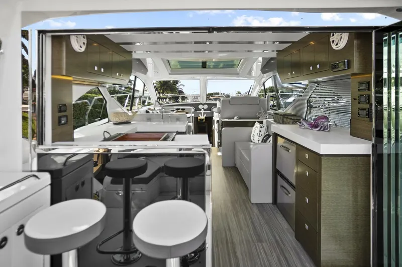 Slide: The Image of Cruisers 54 Cantius 2019 - 19