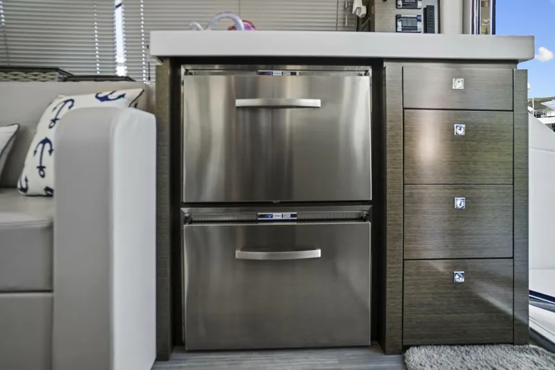 Slide: The Image of Cruisers 54 Cantius 2019 - 25