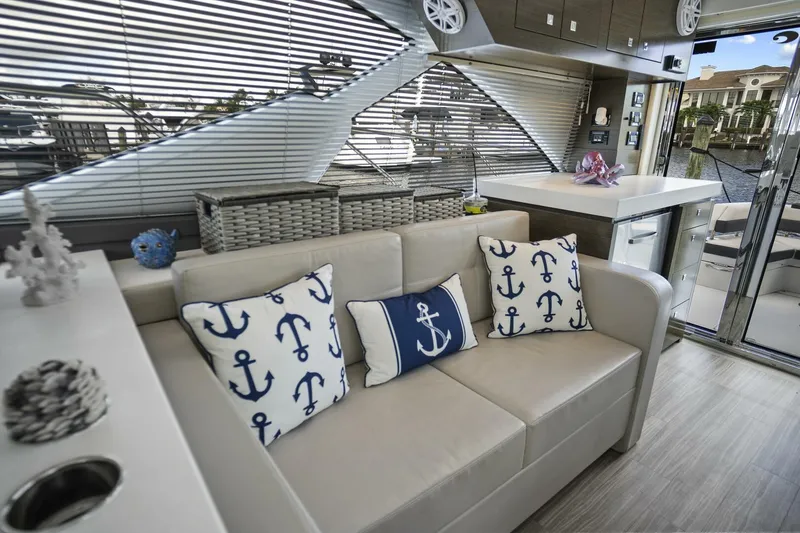 Slide: The Image of Cruisers 54 Cantius 2019 - 30