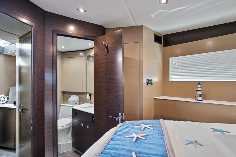 Slide: The Image of Cruisers 54 Cantius 2019 - 37