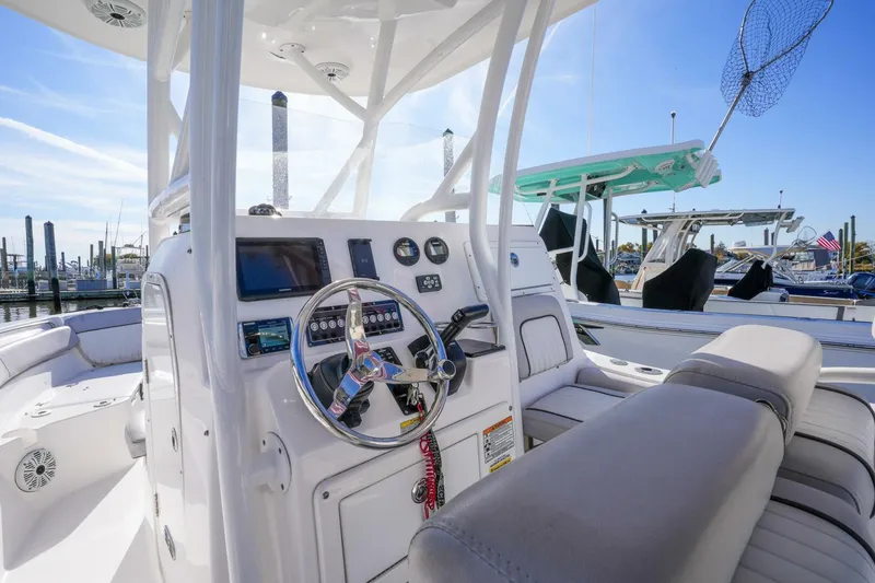 Slide: The Image of Sea Fox 249 Avenger 2019 - 12